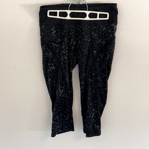 Size 8 Lululemon Capri Leggings